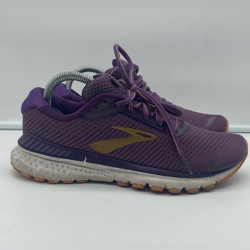 Brooks Adrenaline Gts 20 Women's Running Shoes size 8.5